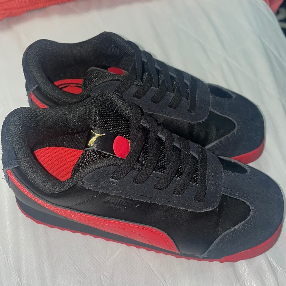 Kids Puma shoes